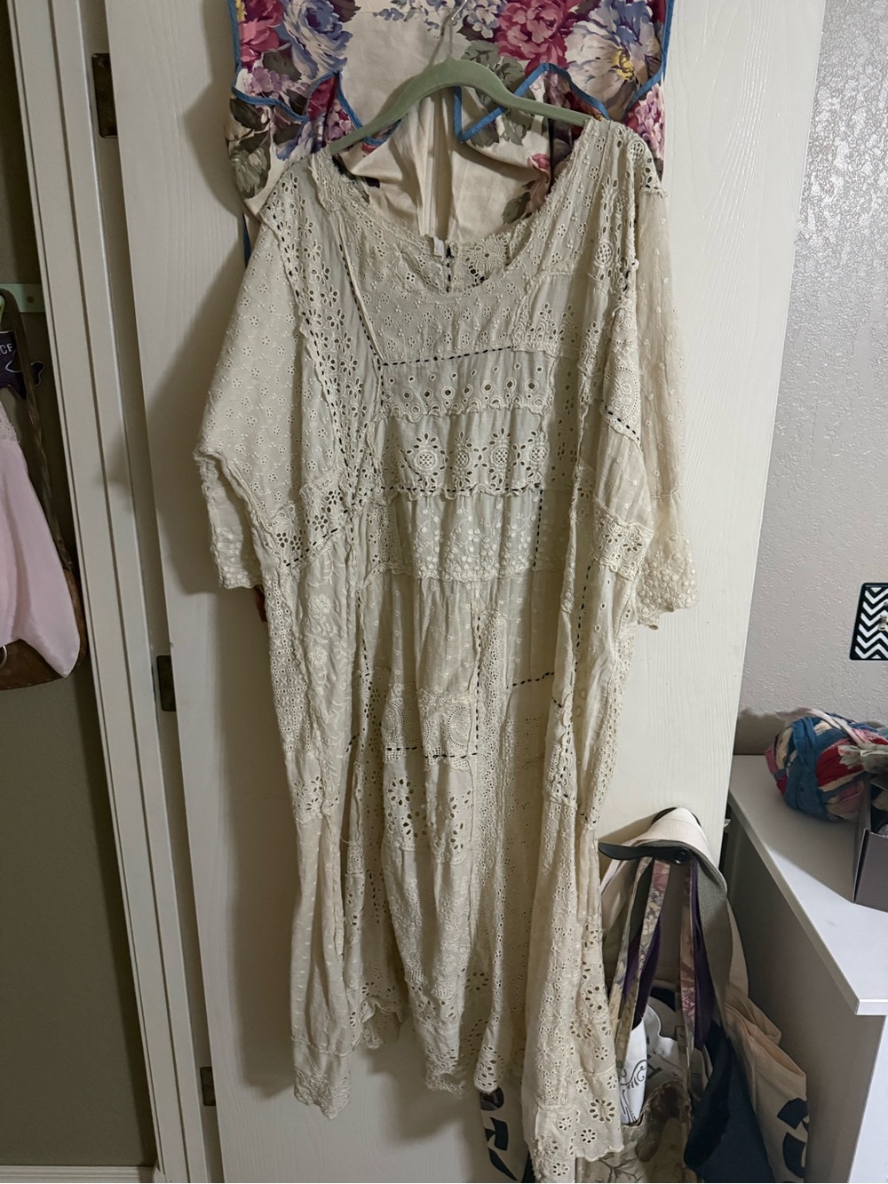 Magnolia Pearl Lillian Cream Lace Maxi Dress FIRM PRICE🤘 - Picture 3 of 6